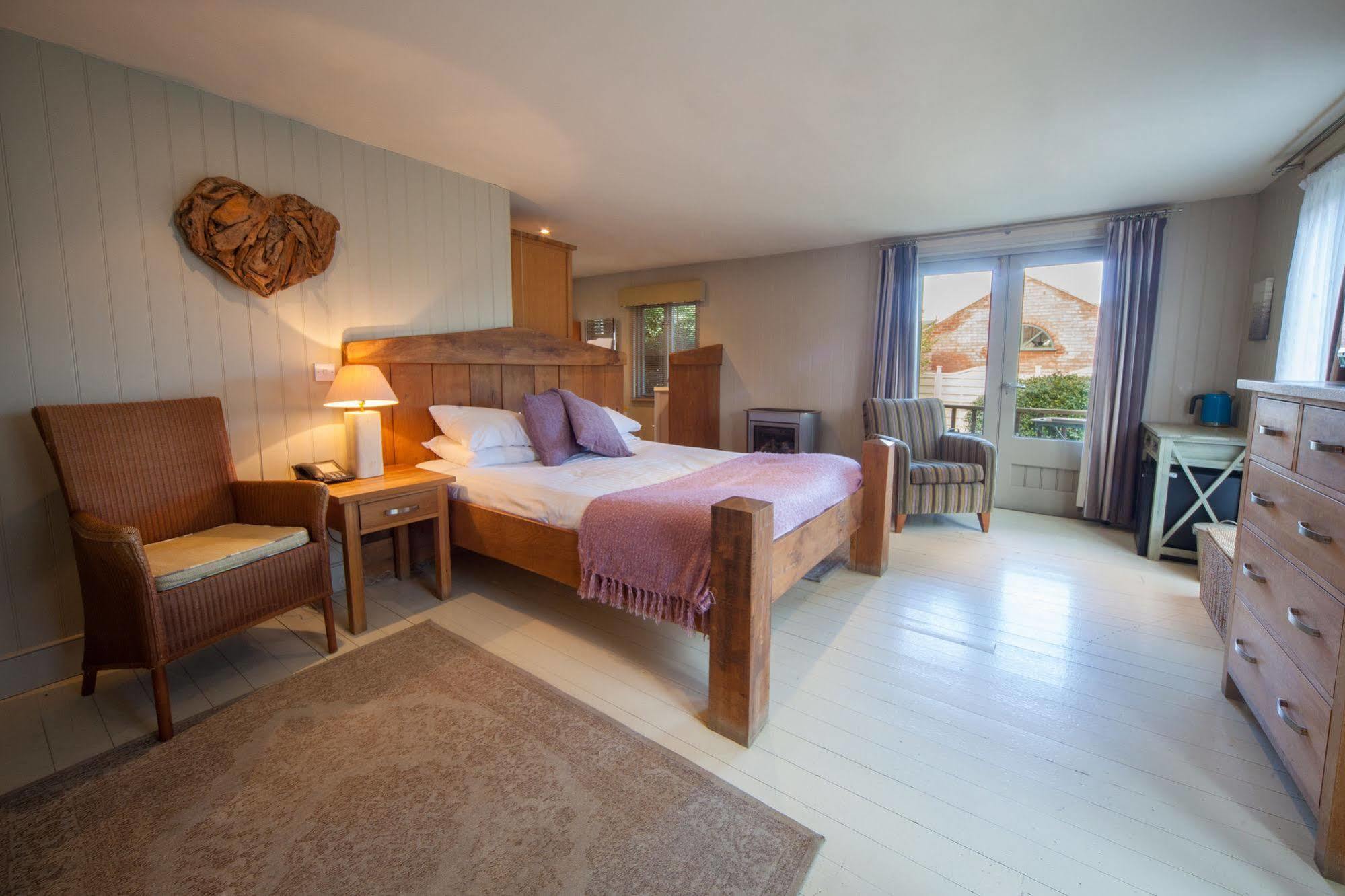 Titchwell Manor Hotel Экстерьер фото
