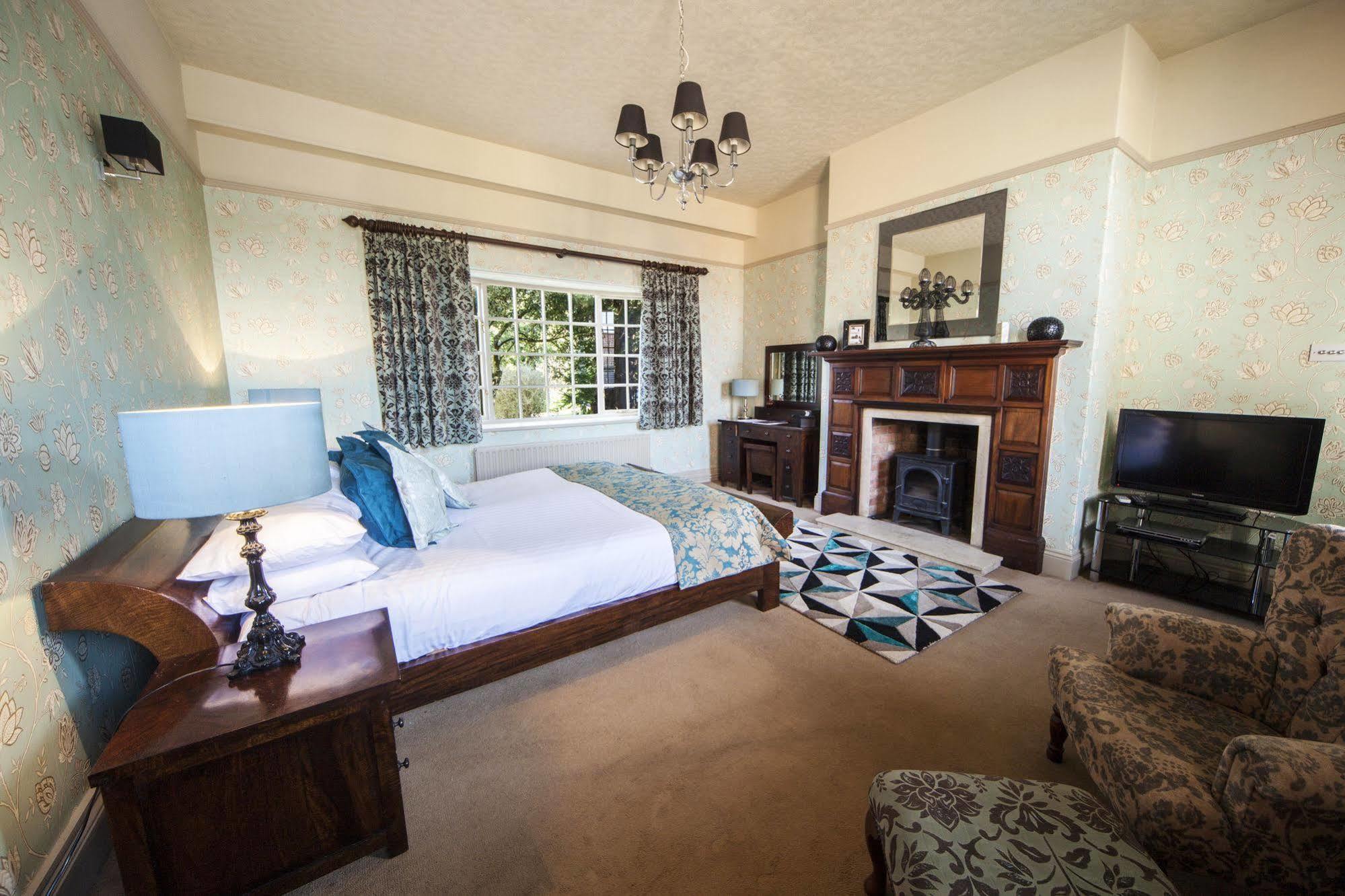 Titchwell Manor Hotel Экстерьер фото